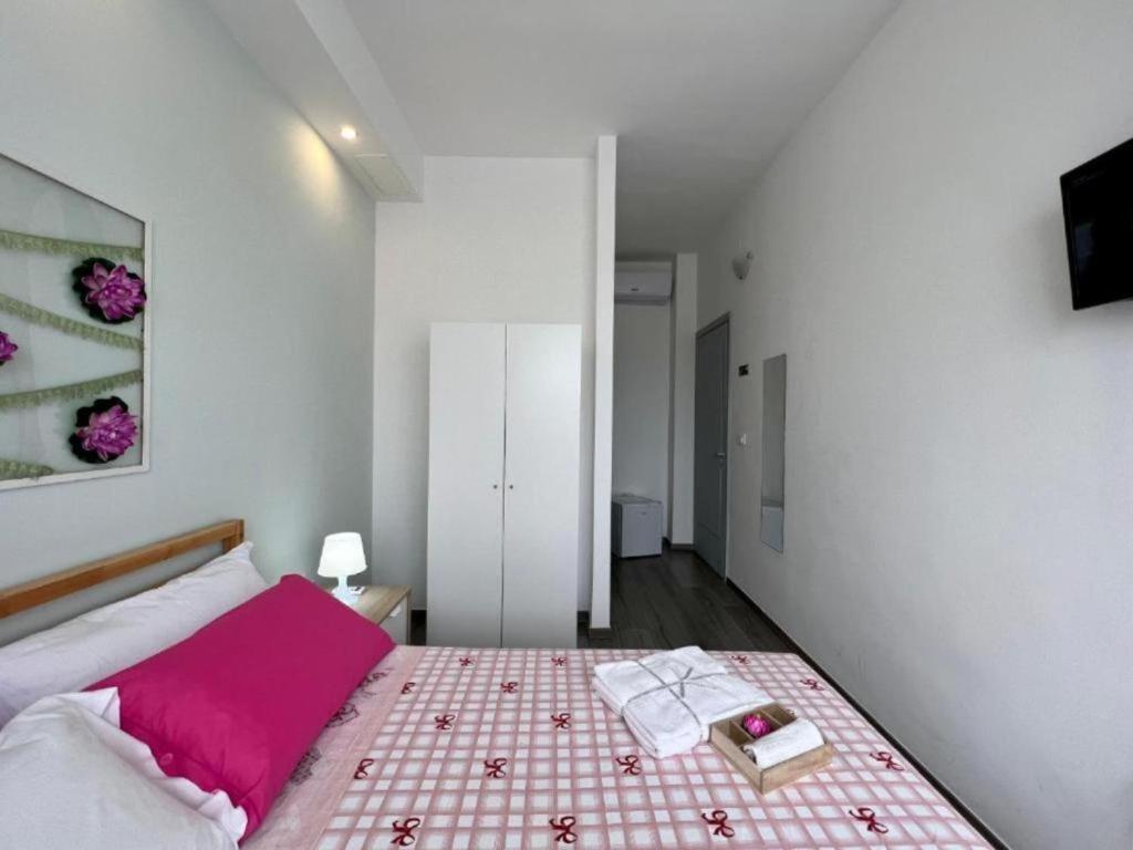B & B Cavalieri Di Rodi Gallipoli Szoba fotó